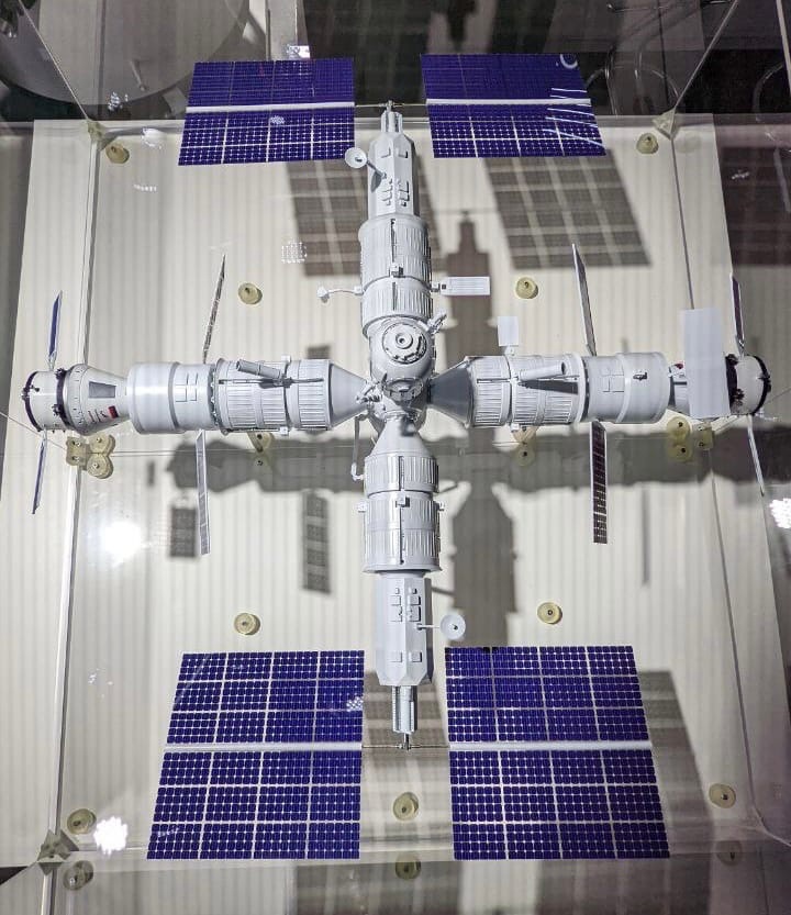 Макет новой российской орбитальной станции. Фото © "Роскосмос"