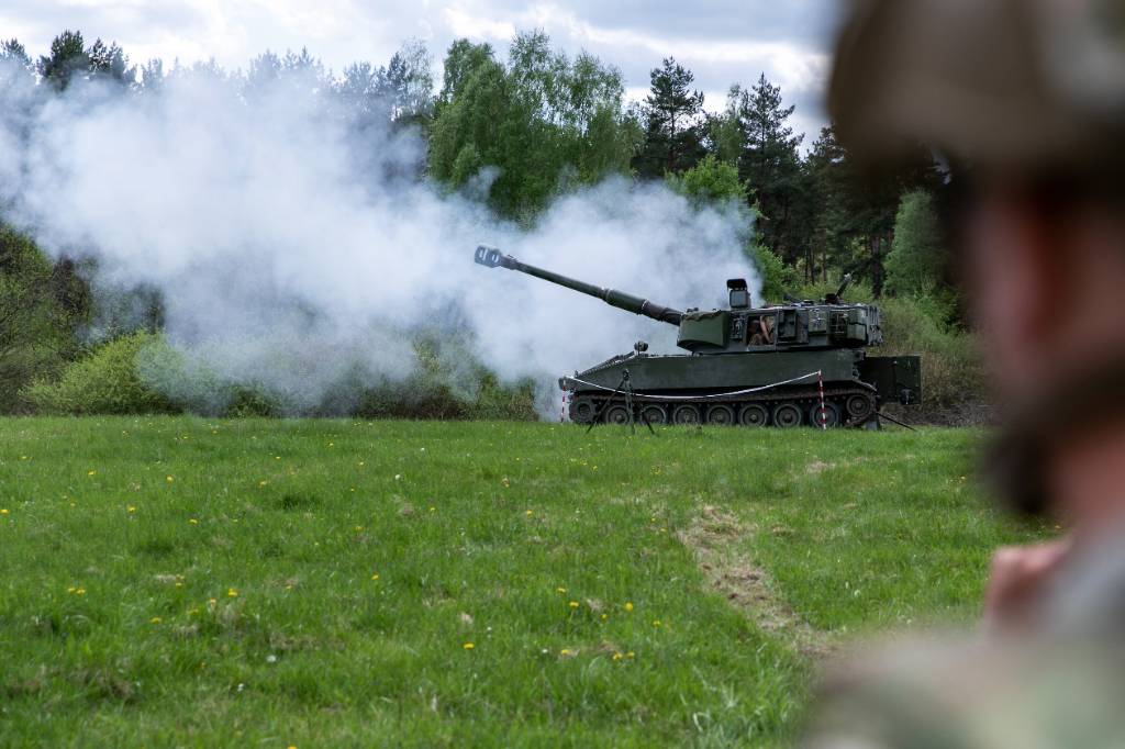 Латвия передала Украине шесть американских гаубиц M109