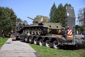 Россия направила в МИД Эстонии ноту протеста из-за демонтажа памятника Т-34