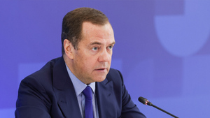 "Призовите своих недоумков к ответу": Медведев обратился к европейцам, которые не утратили здравый смысл