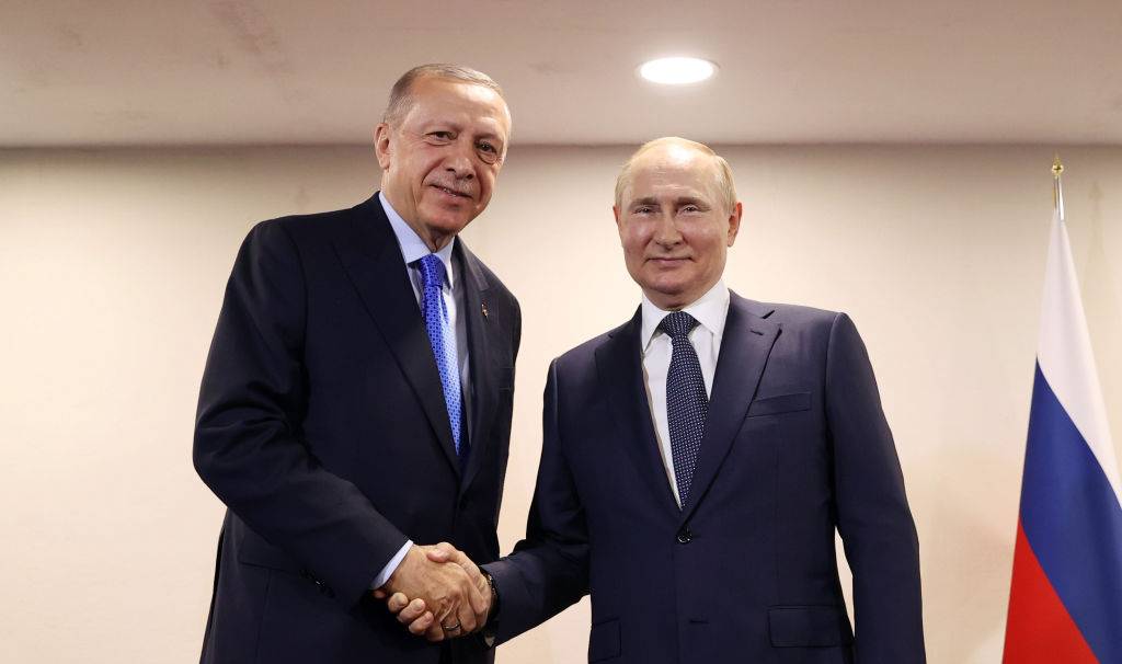 Путин и Эрдоган на встрече в Сочи в пятницу обсудят эффективность механизма вывоза зерна