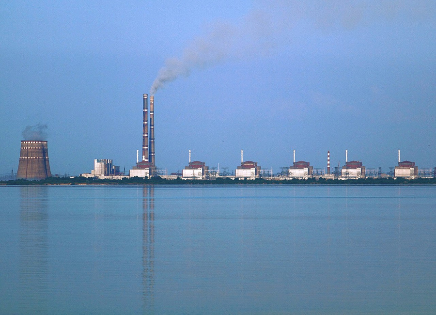 ЗАЭС. Обложка © Wikipedia / Ralf1969