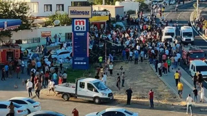 Грузовик с отказавшими тормозами протаранил толпу в Турции, погибло 16 человек