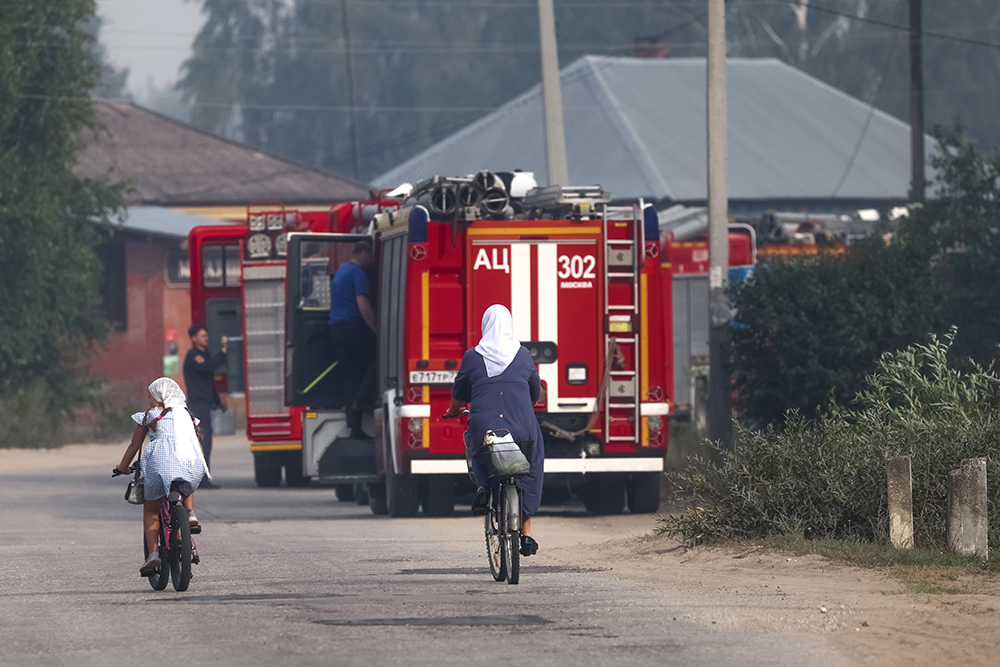 Из-за лесных пожаров под Рязанью эвакуируют посёлок Голованово