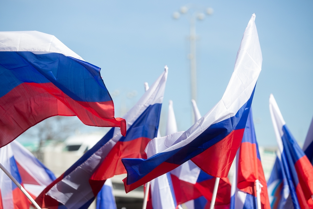 Сенатор Ковитиди: Флаг России стал для крымчан символом чести, доблести и славы