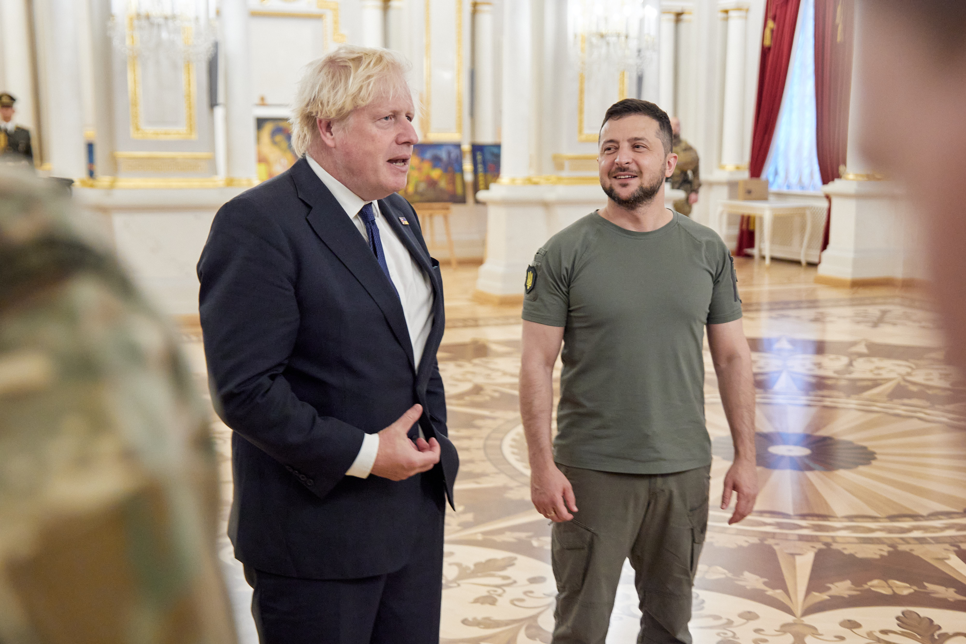 Борис Джонсон приехал в Киев и объявил о новом крупном пакете военной помощи