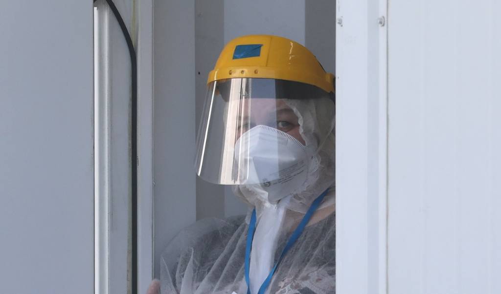 В России за сутки выявили 47 093 случая коронавируса