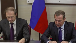Медведев провёл совещание по вопросам ОПК в ходе поездки в Пермский край