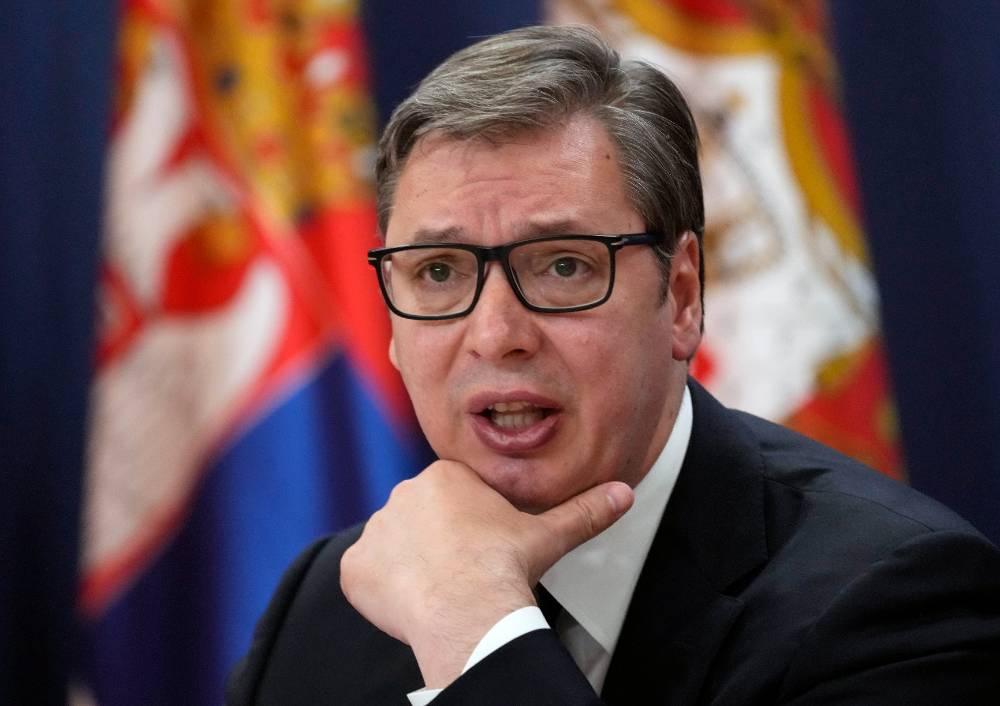Вучич заявил, что кризис в Косове продолжает усугубляться