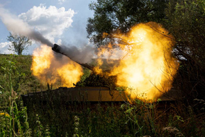 Украинские военные обстреляли Каховскую ГЭС и Новую Каховку, в городе пожар
