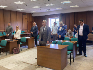 Слишком "занят": Обвиняемый в миллиардной взятке депутат Белоусов не пришёл на оглашение приговора