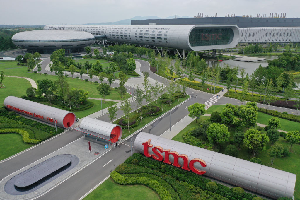 Заговор Тайваня: Почему весь мир вертится вокруг TSMC - лидера по производству чипов