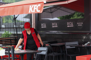 KFC и Pizza Hut продолжат работу в России, но под новыми названиями