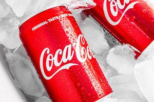 Невролог Анисимова: Coca-Cola может вызвать головные боли