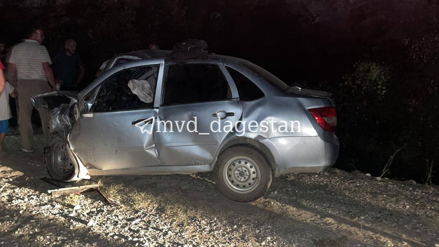 Последствия аварии в горах Дагестана. Фото © Telegram-канал /  МВД Дагестана