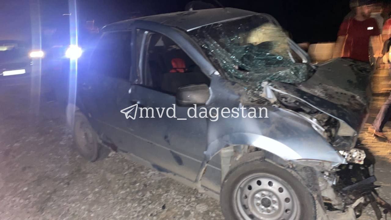 Три ВАЗа всмятку: Шесть человек стали жертвами жуткой аварии в горах Дагестана