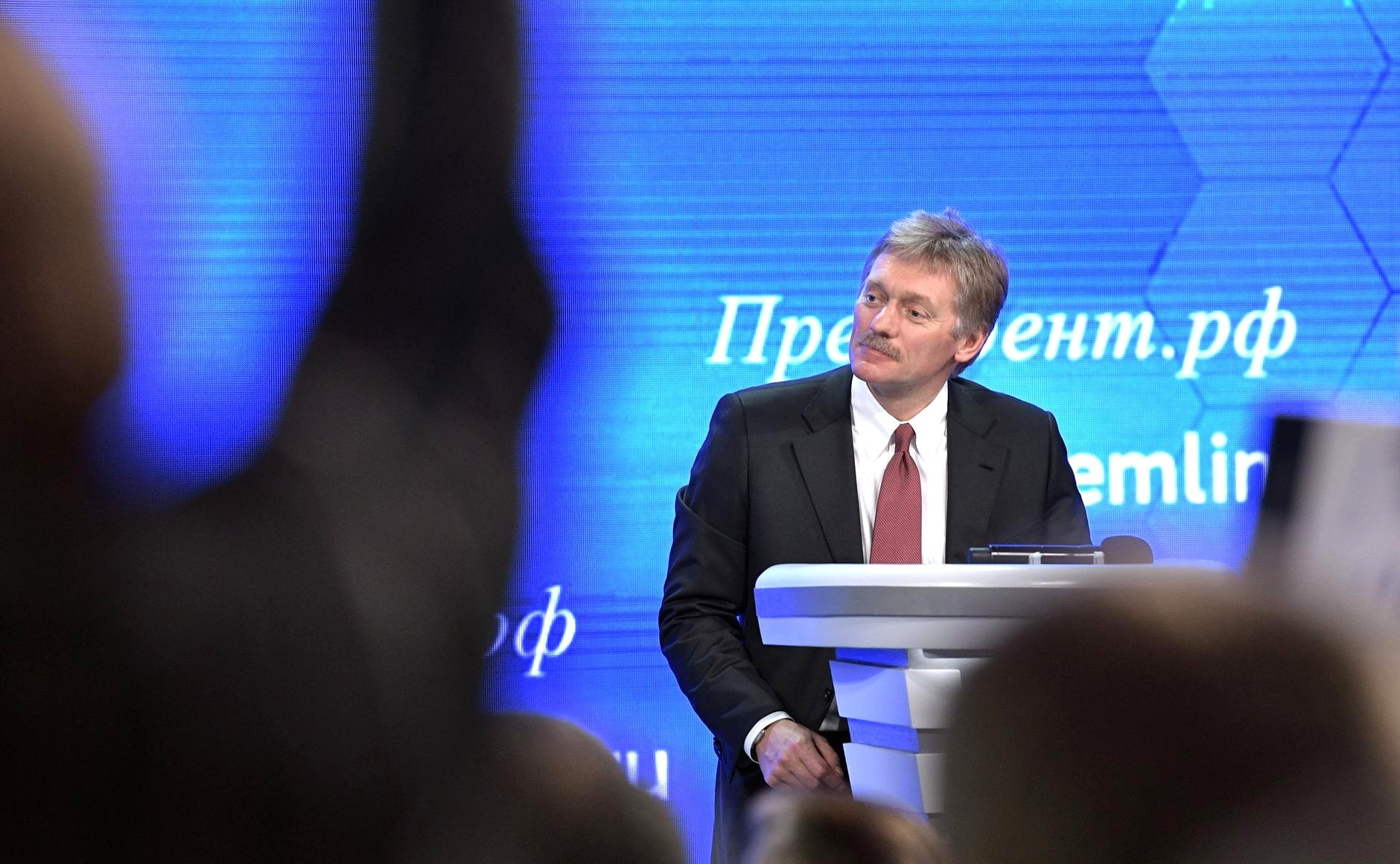 Песков призвал вдумчиво относиться к фейкам о частичной мобилизации в России