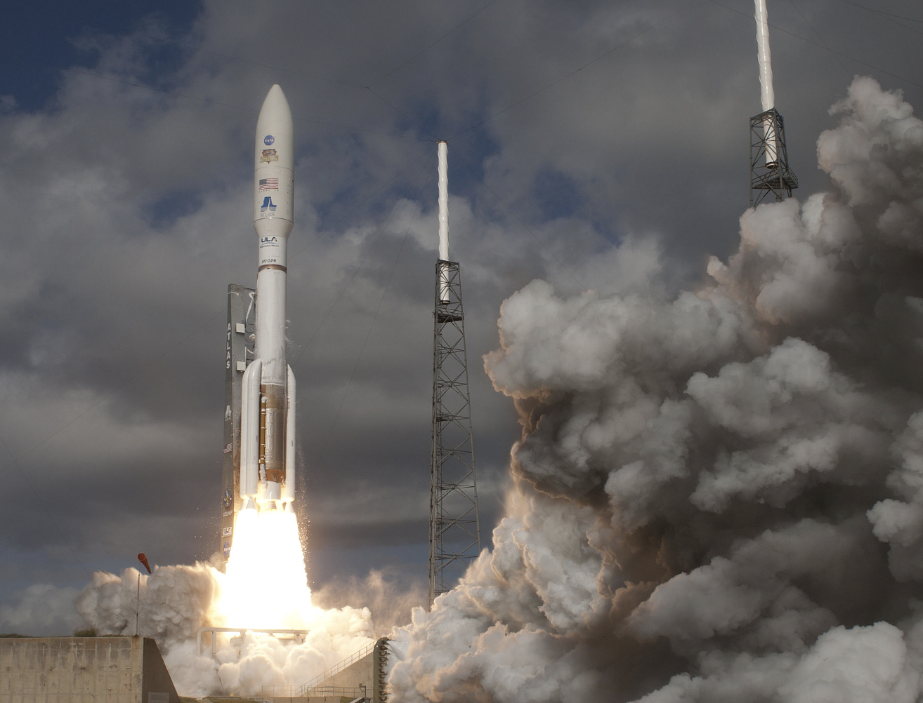 Ракета-носитель Atlas V с российскими двигателями запустила спутник для Пентагона