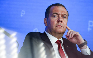 "Выходка оборзевших": Медведев предупредил о последствиях визита Пелоси на Тайвань