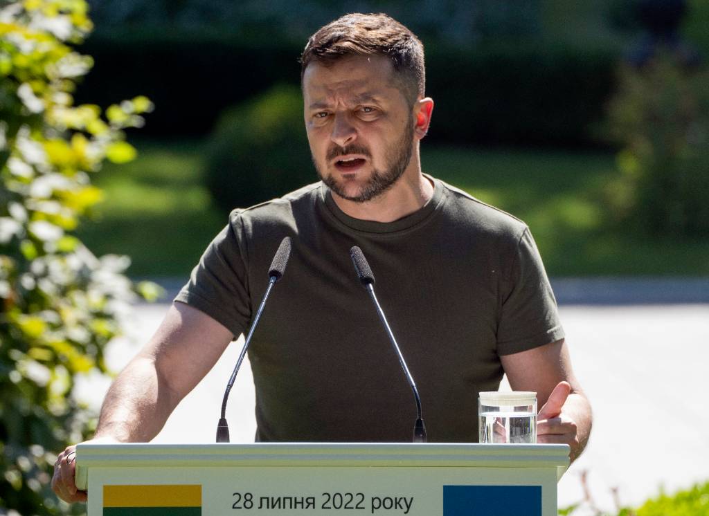 Зеленскому показали, кто тут хозяин: В Совфеде увидели в докладе Amnesty International весточку украинскому президенту