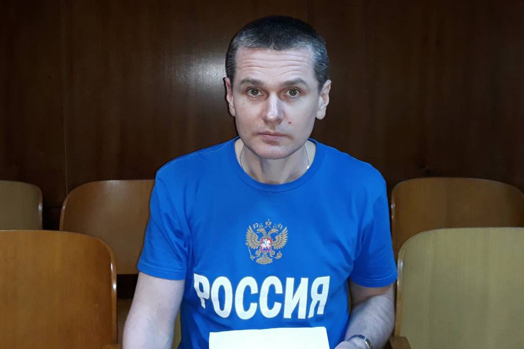 Кремль следит за судьбой Винника, заявил Песков