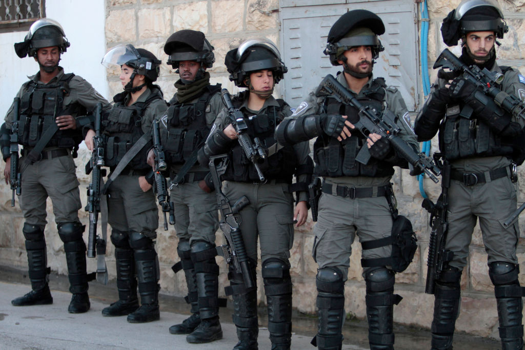 Министр обороны Израиля заявил о намерении увеличить интенсивность ударов по сектору Газа