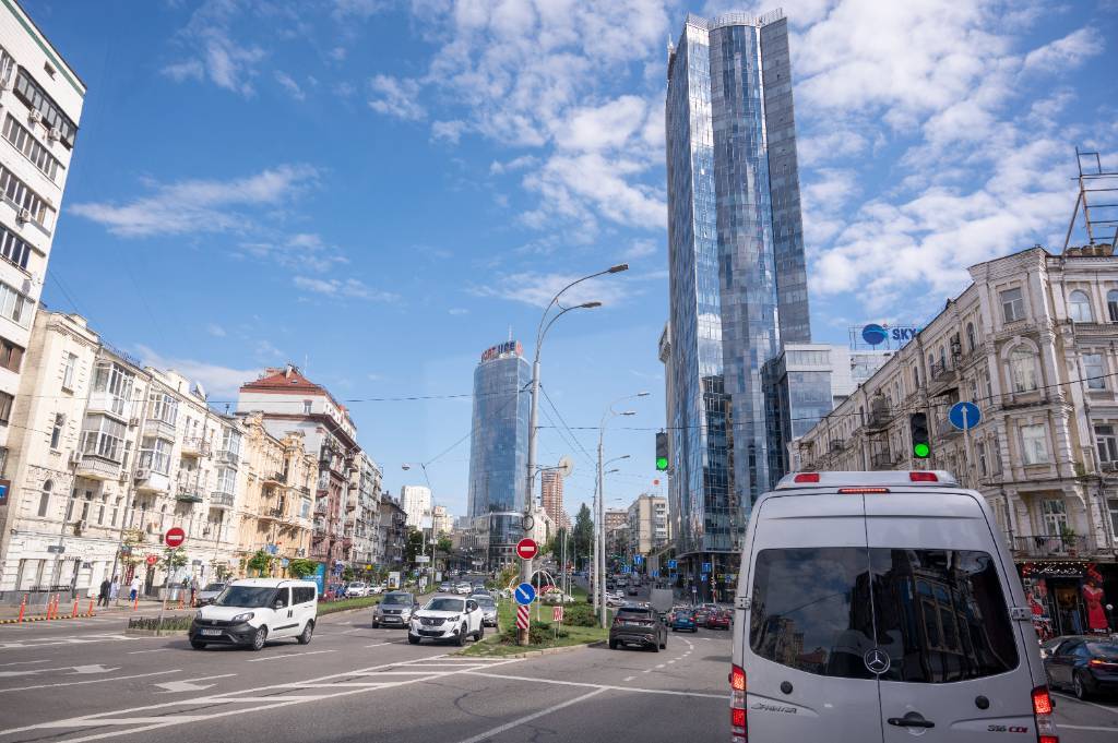 Приватизацию на Украине начнут с хлебокомбинатов и спиртовых заводов