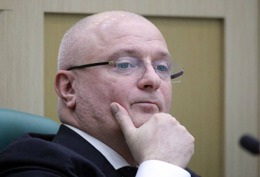 Сенатор Клишас призвал разработать законы для конфискации имущества Украины
