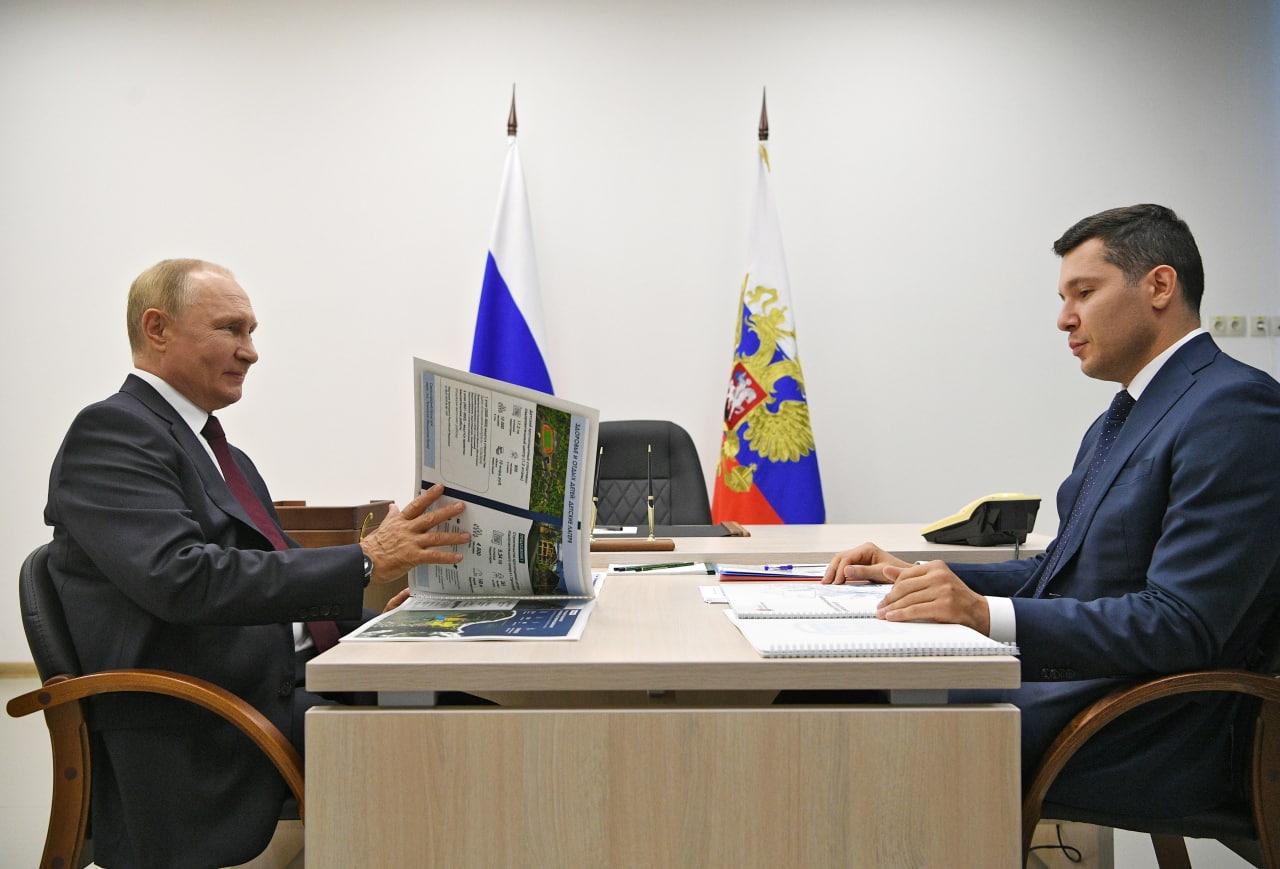 Путин выразил надежду на то, что культурные кластеры в регионах будут скоро готовы