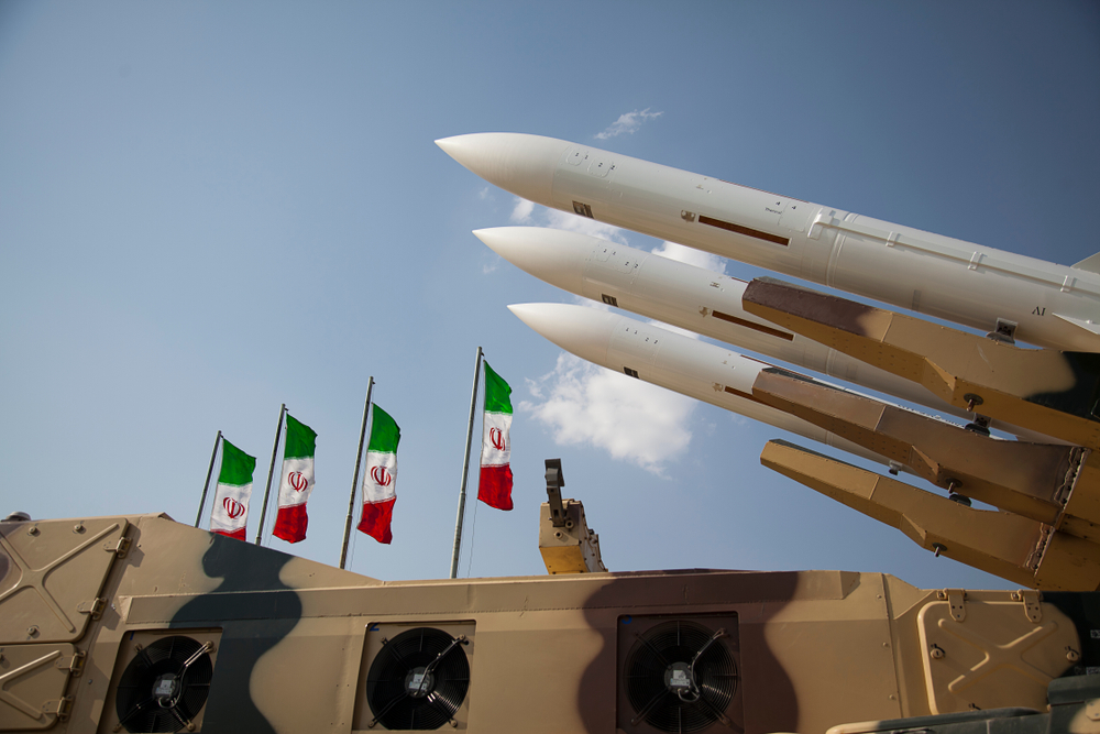 Евротройка сочла ядерную программу Ирана выходом за рамки мирного атома