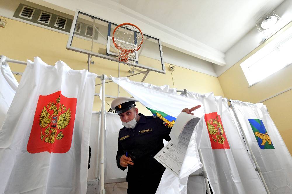 В Единой России заявили об уверенной победе на выборах на Дальнем Востоке