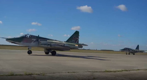 Поддержка огнём с воздуха: Показаны кадры боевой работы российских Су-25 под Изюмом