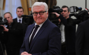 Пообещавший Киеву поддержку Штайнмайер предрёк Германии "тяжёлые времена"