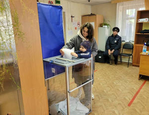 Эксперт перечислил тренды, которые принесли "Единой России" победу на довыборах в Петербурге 