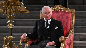 Что напророчил Нострадамус Карлу III и кто подсидит нового короля Великобритании