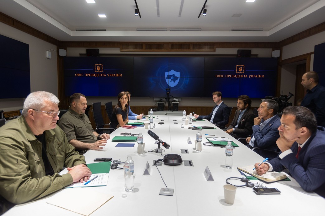 Офис Зеленского представил киевский проект по гарантиям безопасности для Украины