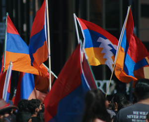 В Ереване заявили о ранении 10 армянских военных при стрельбе на границе с Азербайджаном