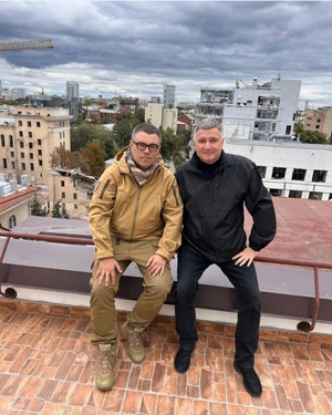 Аваков и украинский пропагандист-"порохобот" Тарас Березовец.  Фото © Telegram / Арсен Аваков