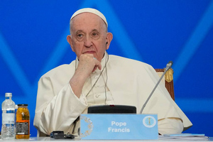 Папа римский Франциск назвал "морально допустимыми" поставки оружия Киеву