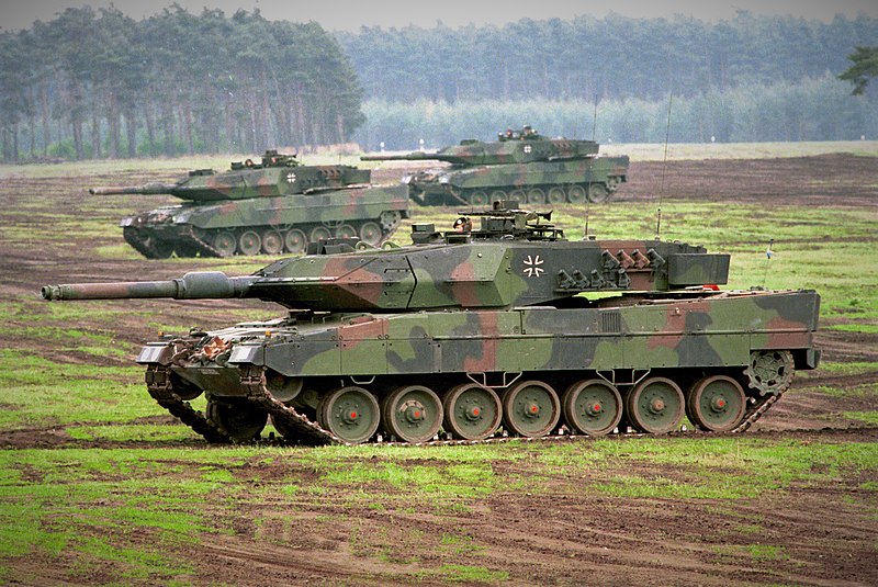 Берлин поставит Киеву тяжёлую бронетехнику, в том числе грозу танков