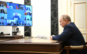 Путин поручил сохранить линию на устойчивость и сбалансированность федерального бюджета