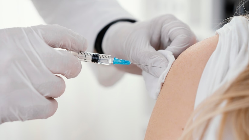Онищенко разнёс три главных мифа о последствиях прививок против гриппа
