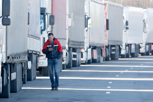 Зачем Казахстану потребовалось останавливать грузы из России