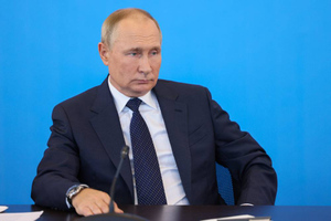 Путин: Сильная власть всегда будет служить только народу
