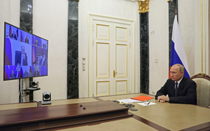 Путин обсудил с Совбезом вопросы патриотического воспитания
