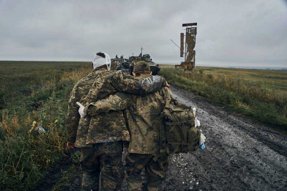 Русские возвели грозную оборону: Бойцы ВСУ рассказали о страшной битве, в которой полегли сотни их товарищей