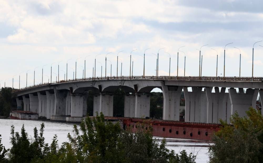 ВСУ нанесли удар по Антоновскому мосту в Херсоне