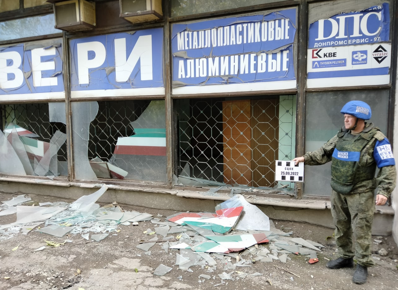 Центр матери и ребёнка повреждён в Алчевске из-за обстрела ВСУ
