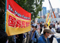 Акция протеста против государственных похорон Абэ. Фото © Twitter / PhilstarNews / AFP / Toshifumi Kitamura