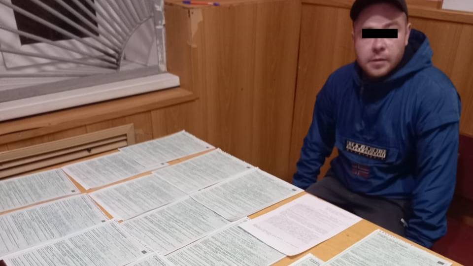 Выезжал 14 раз на встречку: Уралец на весте сразился в Most Wanted с ГИБДД и доигрался